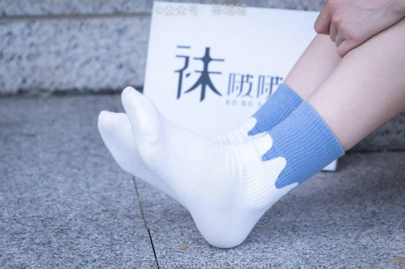 [BoBoSocks袜啵啵]NO.028 小米-运动鞋、白棉袜、裸足 [133P]插图8